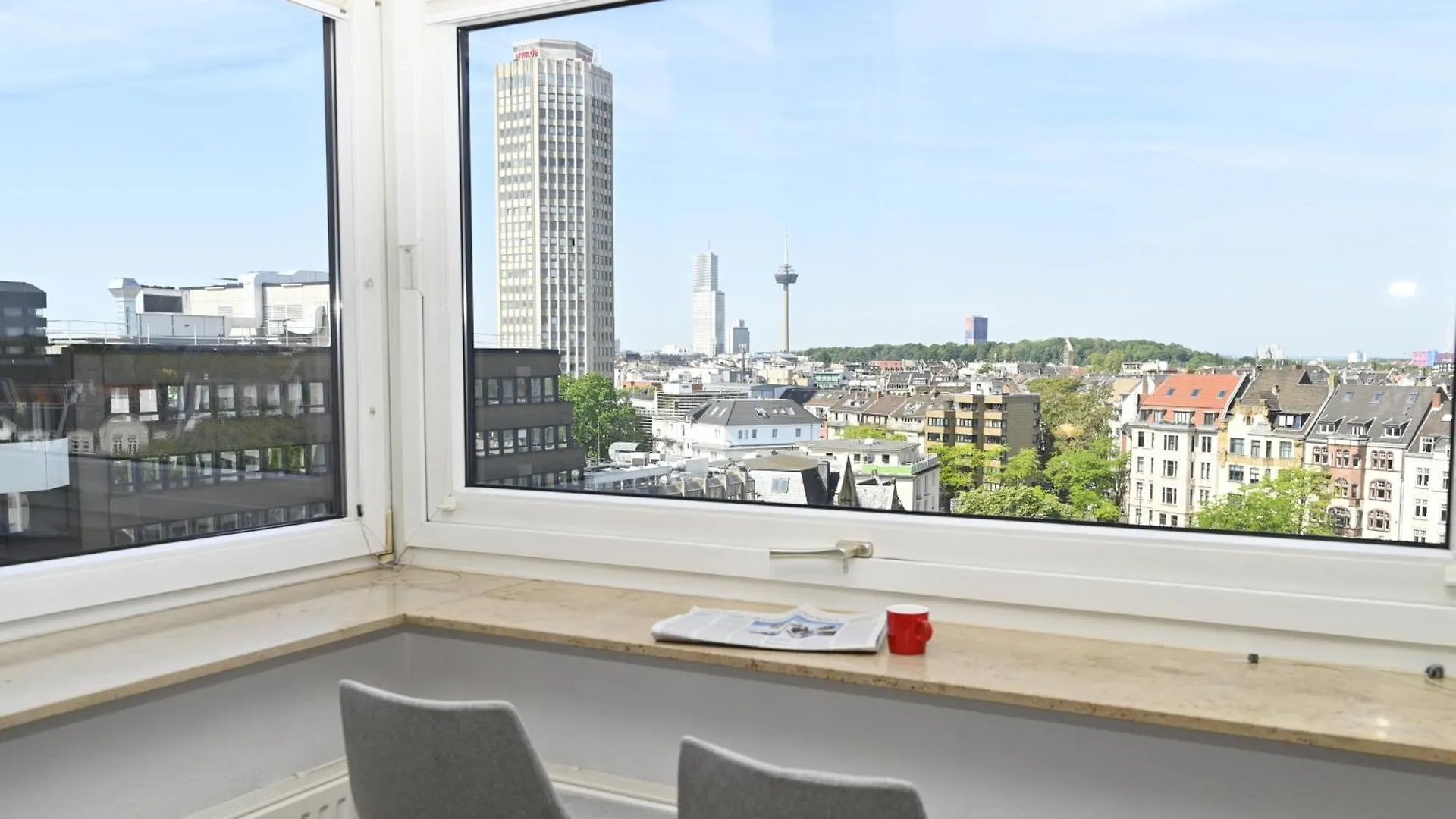 City-Flair Mit Domblick! Cologne Germany