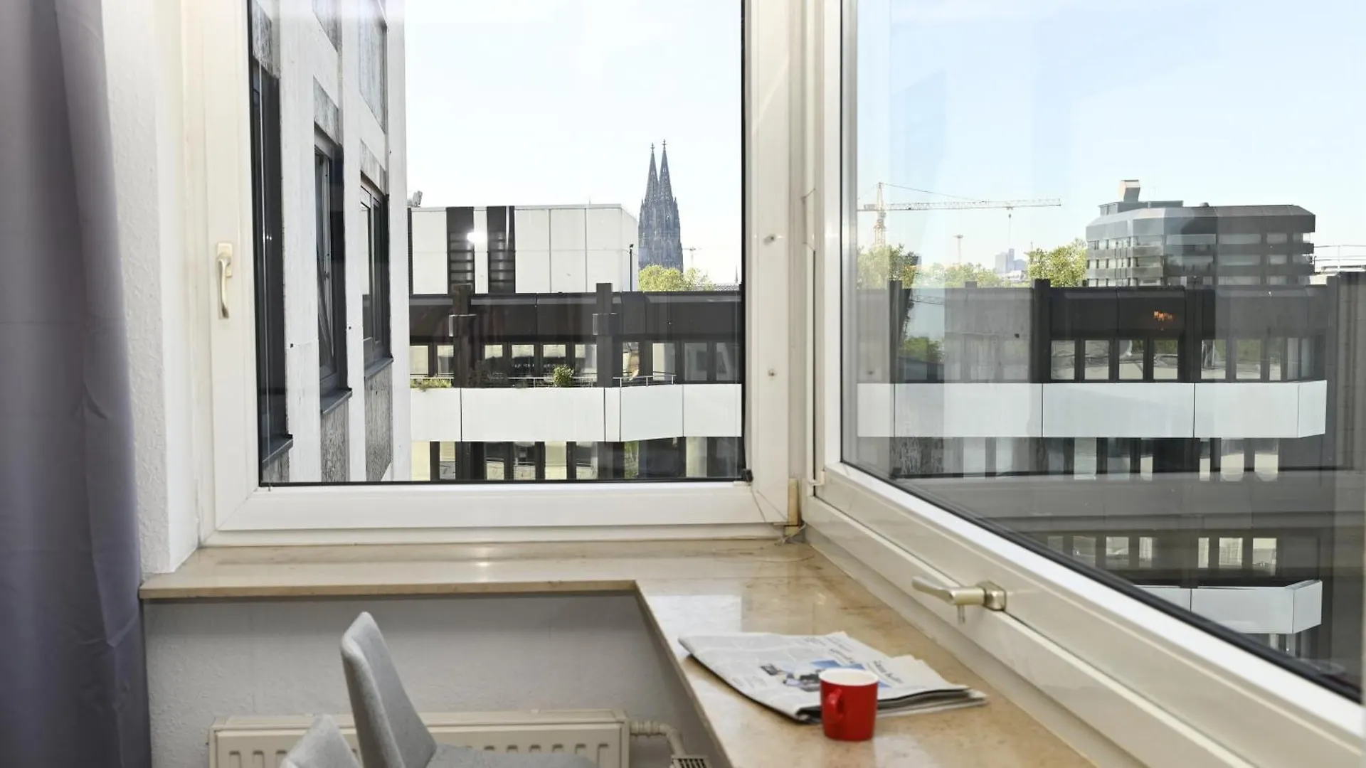 City-Flair Mit Domblick! Cologne 0*,  Germany